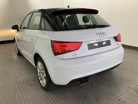 Widok z tyłu po stronie lewej