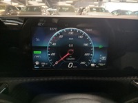 Pohled na přístrojovou desku