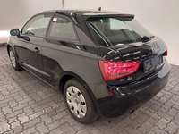 Вид сзади слева