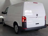 Вид сзади слева