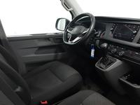 Вид на салон