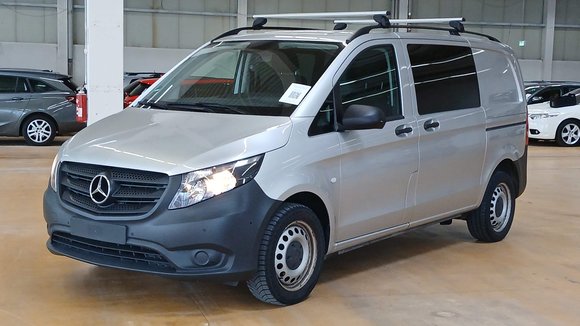 Vue de l’avant gauche