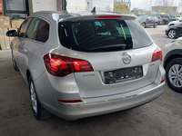 Aanzicht achter links