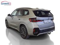 Pogled od pozadi levo