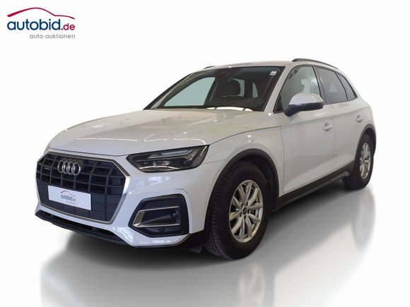 Skats no kreisās puses priekšā