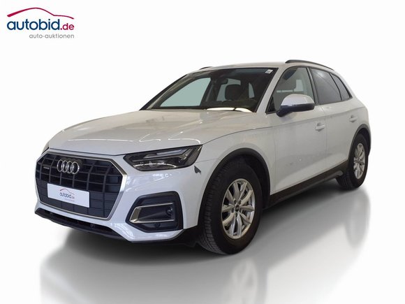 Skats no kreisās puses priekšā