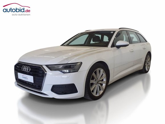 Skats no kreisās puses priekšā