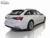 Skats no labās puses aizmugurē