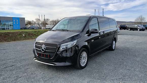 Vue de l’avant gauche