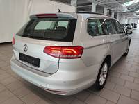 Widok z tyłu po stronie prawej