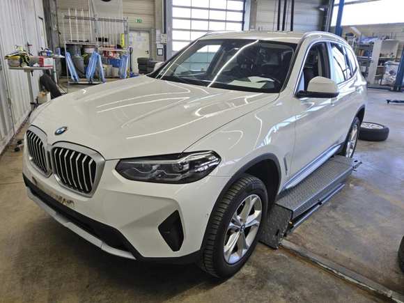 Náhled zpředu zleva