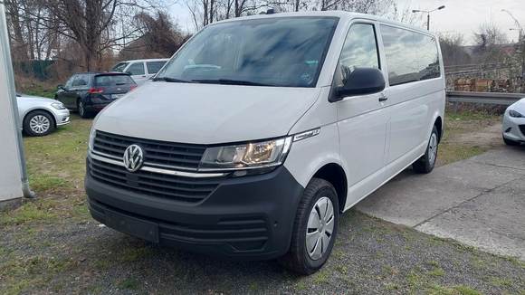 Vue de l’avant gauche