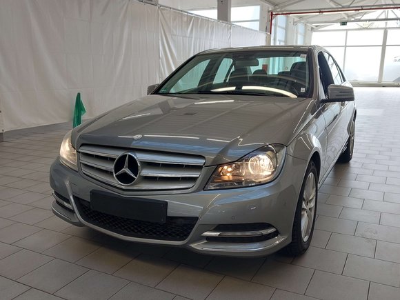 Widok z przodu po stronie lewej