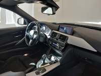 Вид на салон