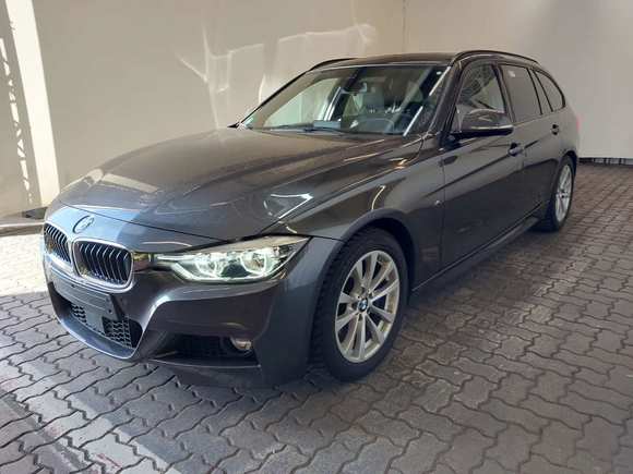 Вид спереди слева