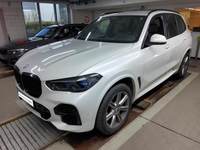 Widok z przodu po stronie lewej