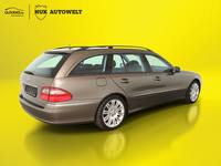 Aanzicht achter rechts