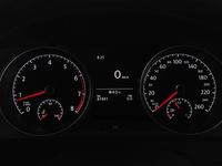 Вид на приборную панель