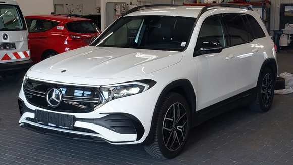 Vue de l’avant gauche