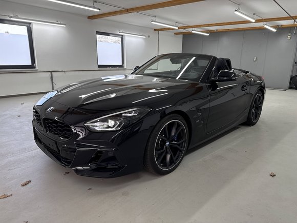 Вид спереди слева