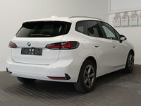 Aanzicht achter rechts