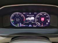 Pohled na přístrojovou desku