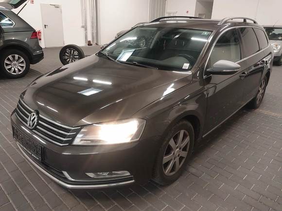 Vue de l’avant gauche