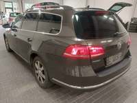 Vue de l’arrière gauche