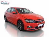 Вид спереди справа