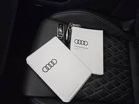 További képek a karosszériáról