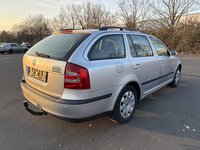 Aanzicht achter rechts