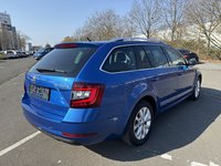 Aanzicht achter rechts