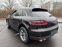 Aanzicht achter links