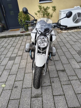 Widok z przodu po stronie lewej