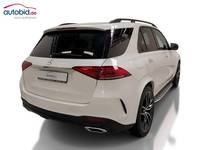 Вид сзади справа