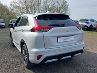 Вид сзади слева