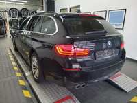 Vaade tagant vasakult