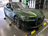 Pogled od napred  desno