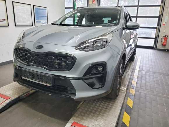 Вид спереди слева