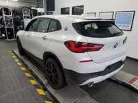 Vaade tagant vasakult