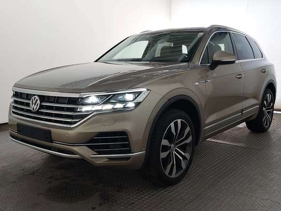 Pogled sprijeda lijevo