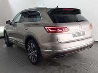 Pogled straga lijevo