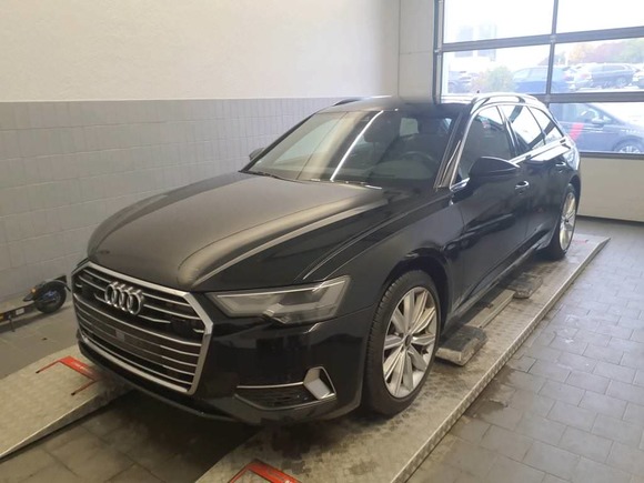 Вид спереди слева