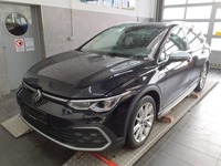 Вид спереди слева