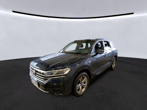 Вид спереди слева