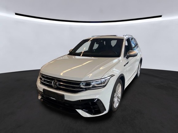 Вид спереди слева