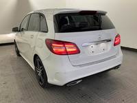 Náhľad zozadu zľava