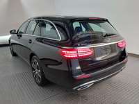 Widok z tyłu po stronie lewej