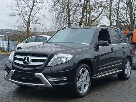 Pogled sprijeda lijevo