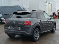 Aanzicht achter rechts